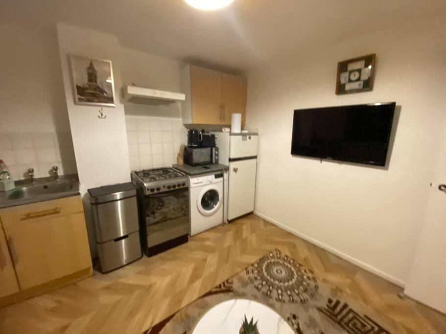 2 Bedroom Flat Camberwell Grove لندن المظهر الخارجي الصورة