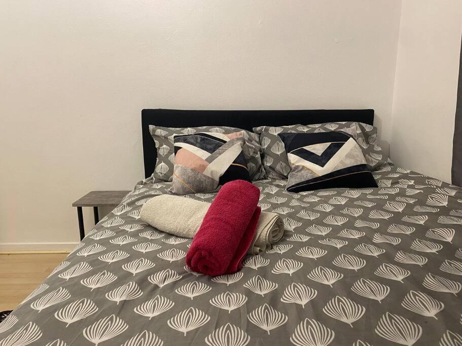 2 Bedroom Flat Camberwell Grove لندن المظهر الخارجي الصورة